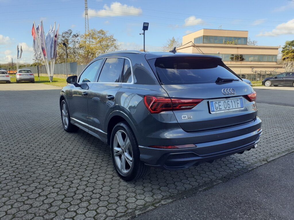 Audi Q3 45 2.0 tfsi S line ed. Quattro 245cv s-tronic