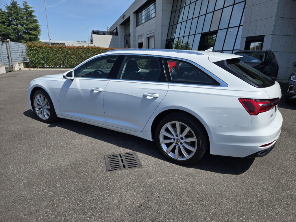 AUDI A6 AVANT 40 2.0 TDI mhev 204 cv